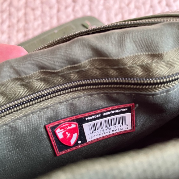 HEYS Leather Travelmate XL - Picture 12 of 16